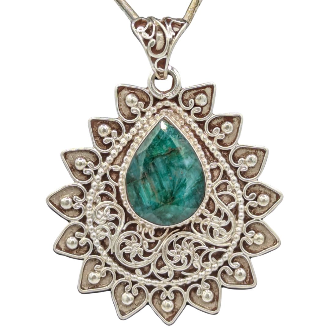 Handmade Vintage Jewelry Women Sterling Silver Pendant from Nepal