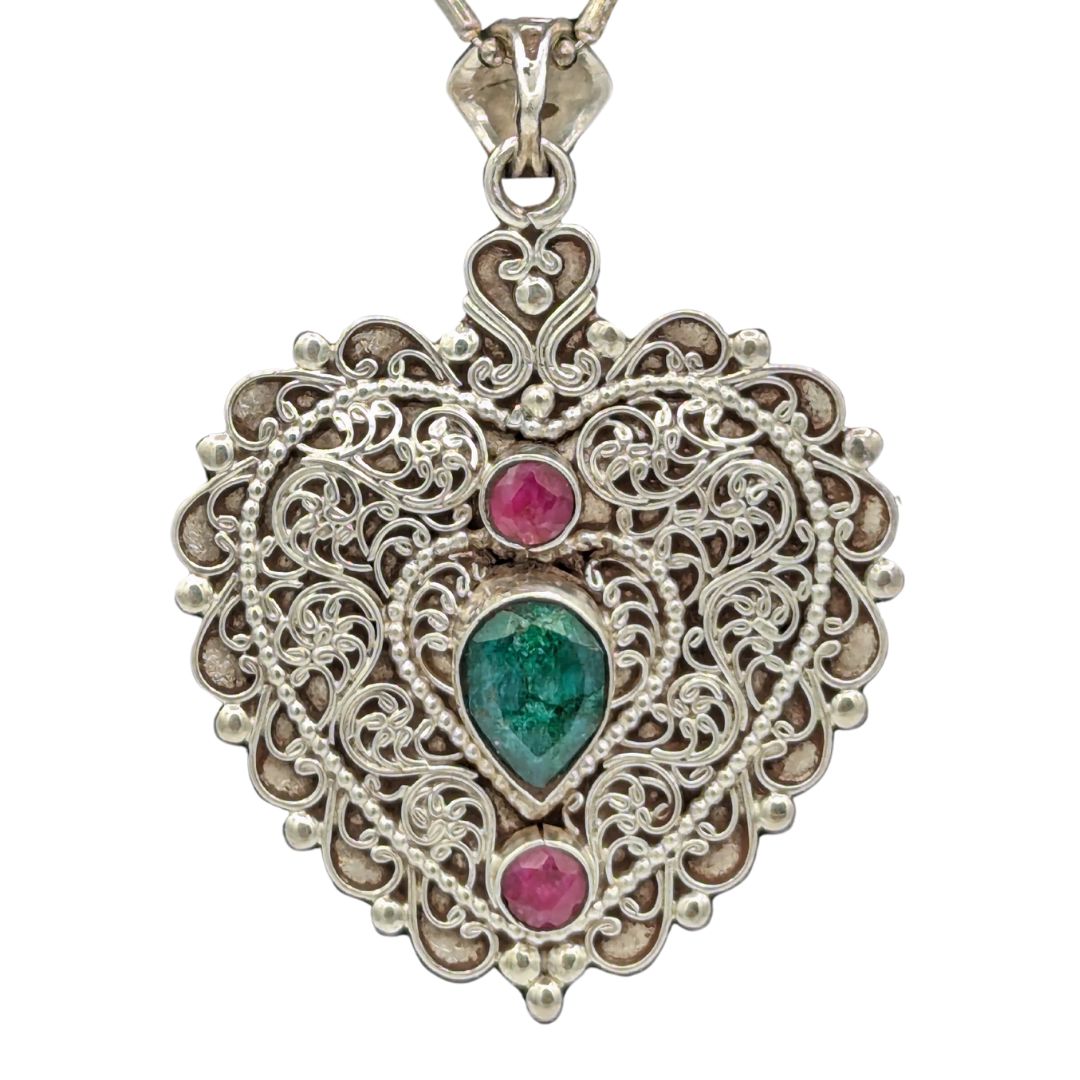 Handmade Vintage Jewelry Women Sterling Silver Pendant from Nepal